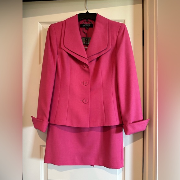 Kasper Jacket w/ matching skirt - Picture 1 of 4